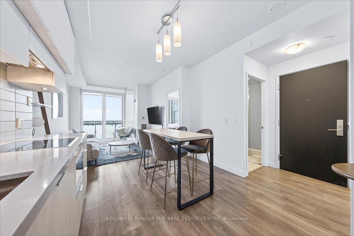 8-eglinton-avenue-e-toronto-ontario-c12636272