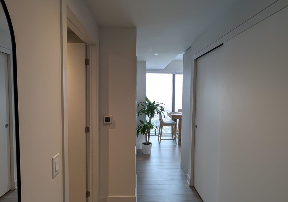 8-cumberland-street-toronto-ontario-c12636420