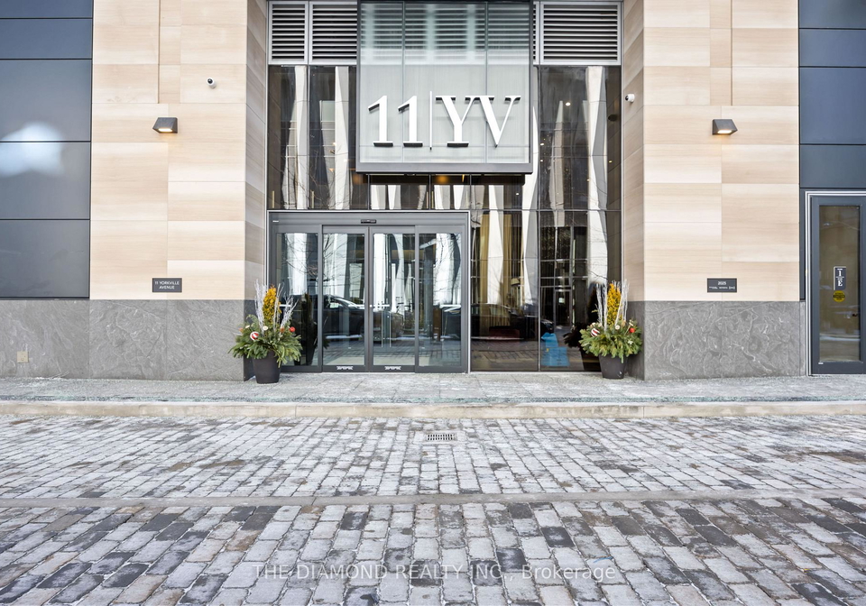 11-yorkville-avenue-toronto-ontario-c12636480