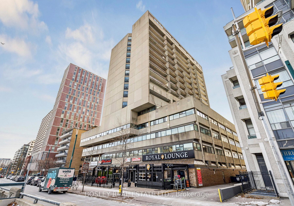 720-spadina-avenue-toronto-ontario-c12636598