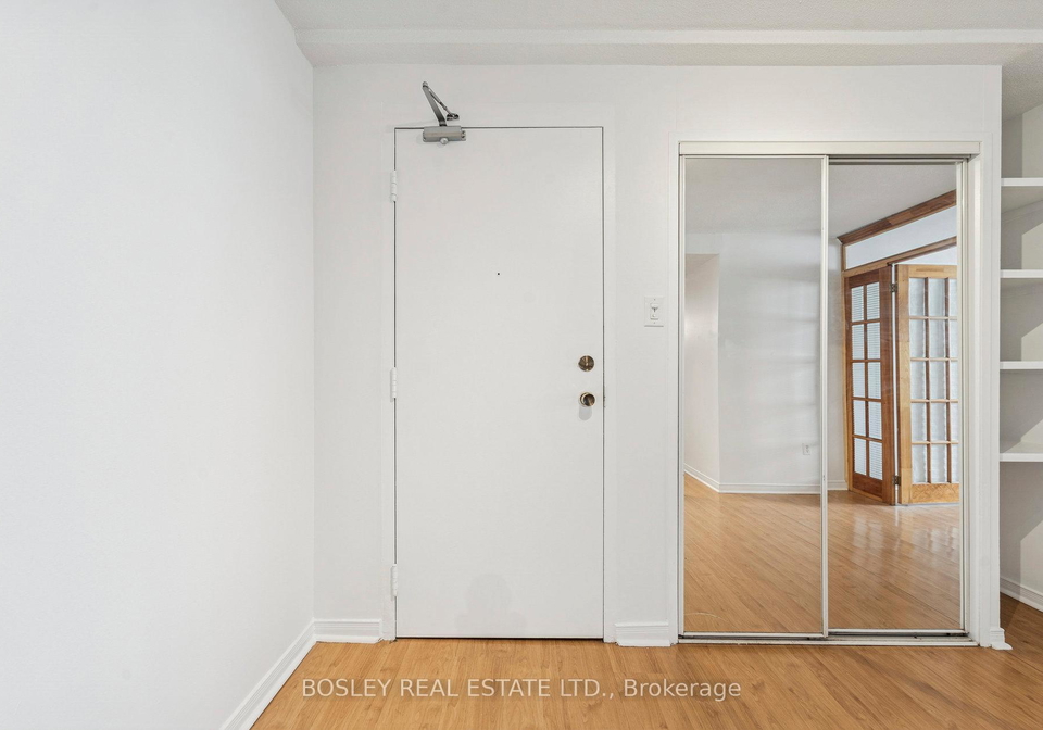 720-spadina-avenue-toronto-ontario-c12636598