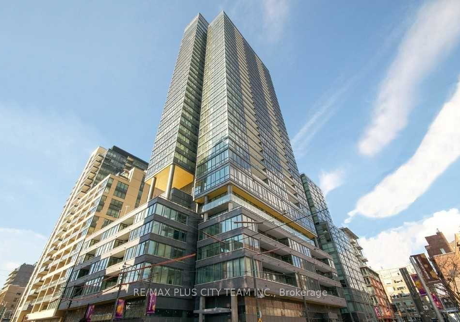 8-charlotte-street-toronto-ontario-c12636794