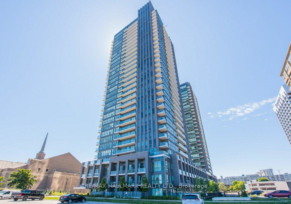 6-sonic-way-east-york-ontario-c12636796