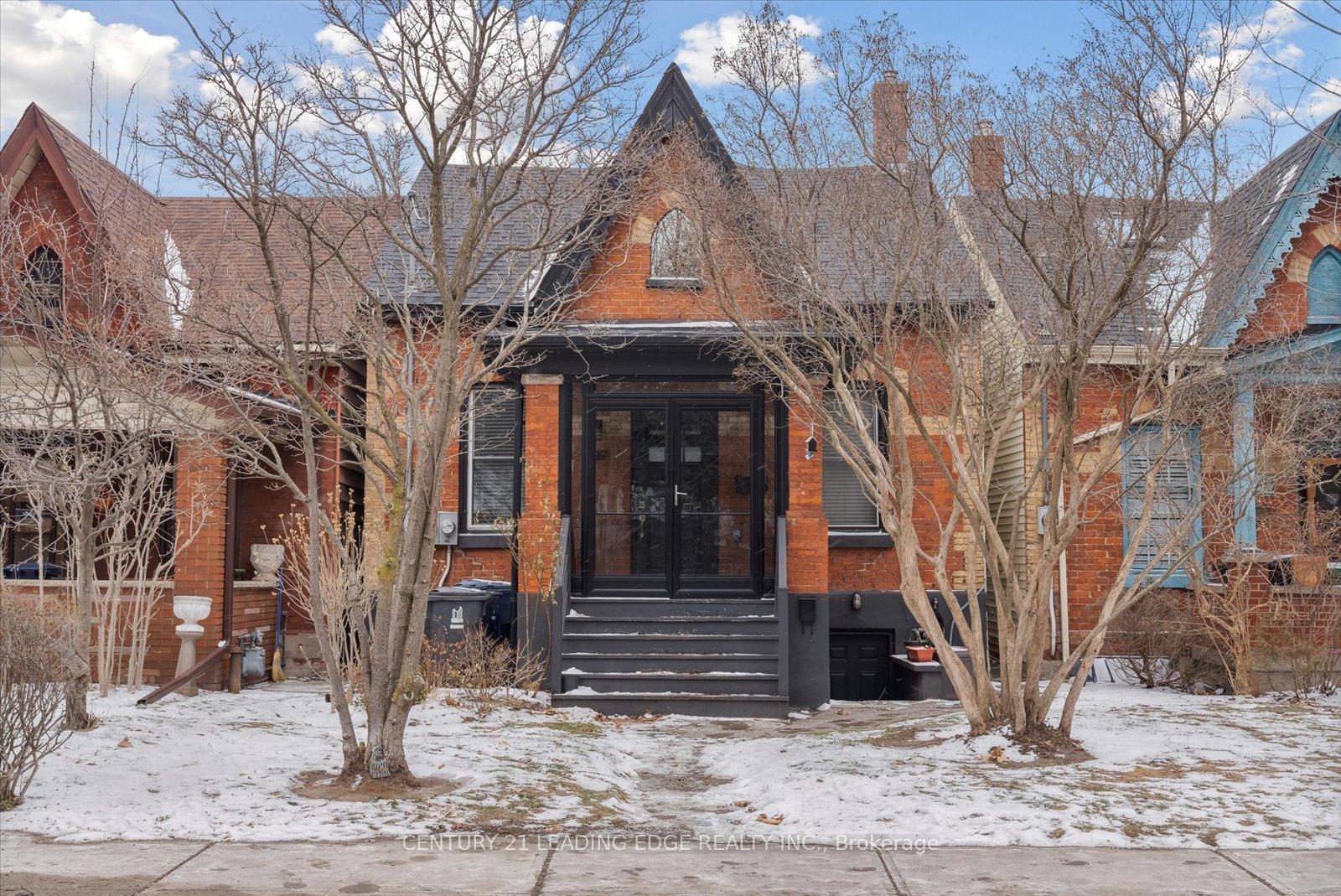 227-clinton-street-toronto-ontario-c12636886