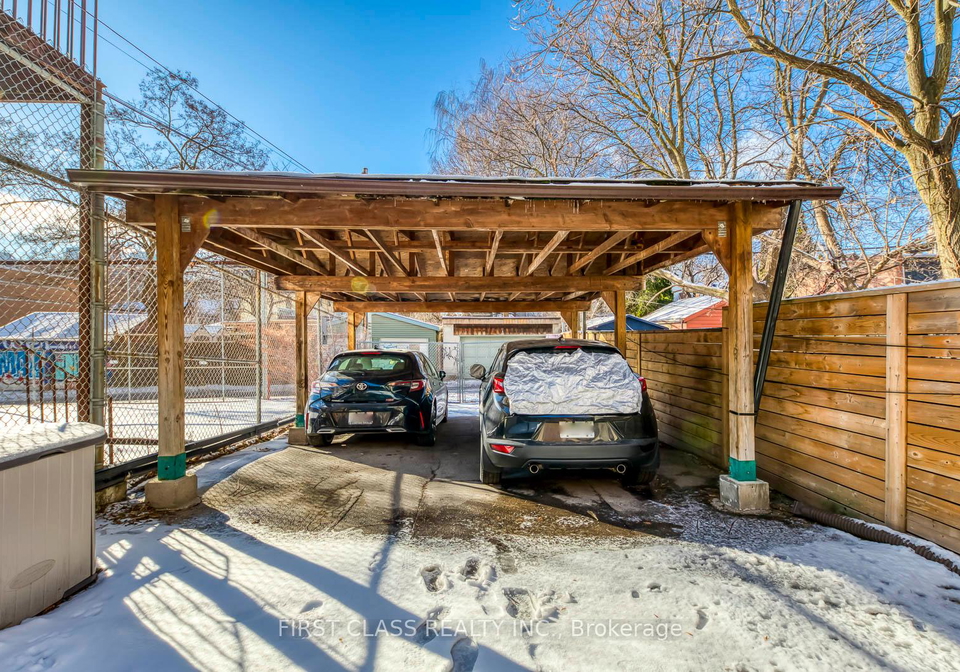 392-parliament-street-toronto-ontario-c12637142