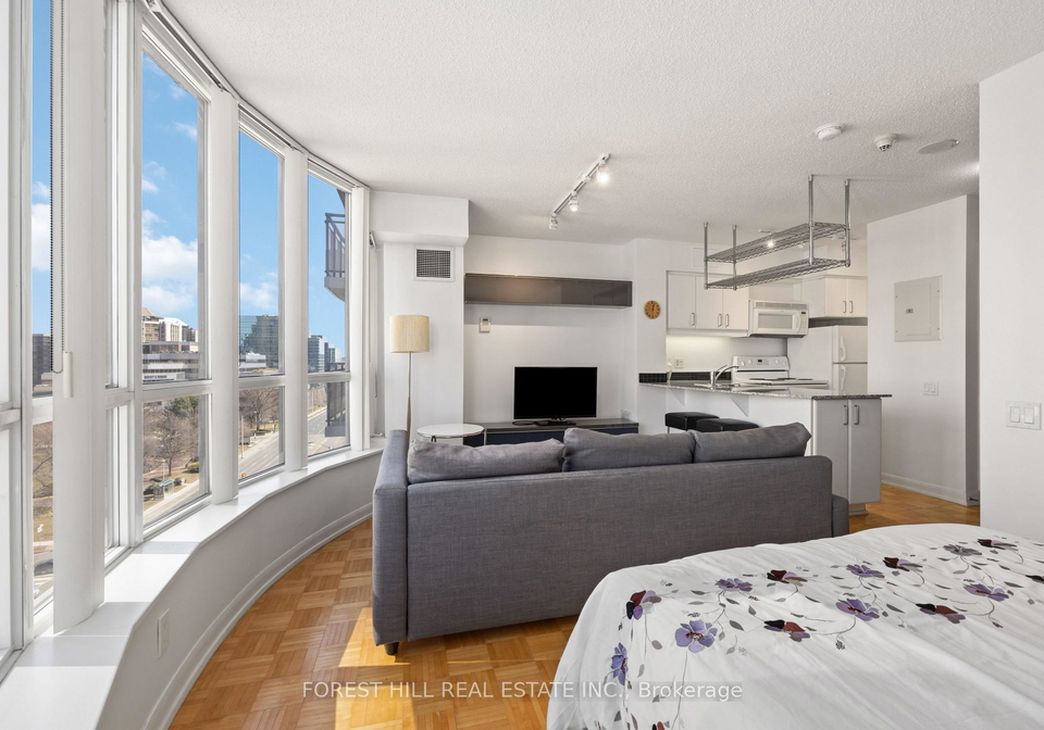 33-sheppard-avenue-e-north-york-ontario-c12637158