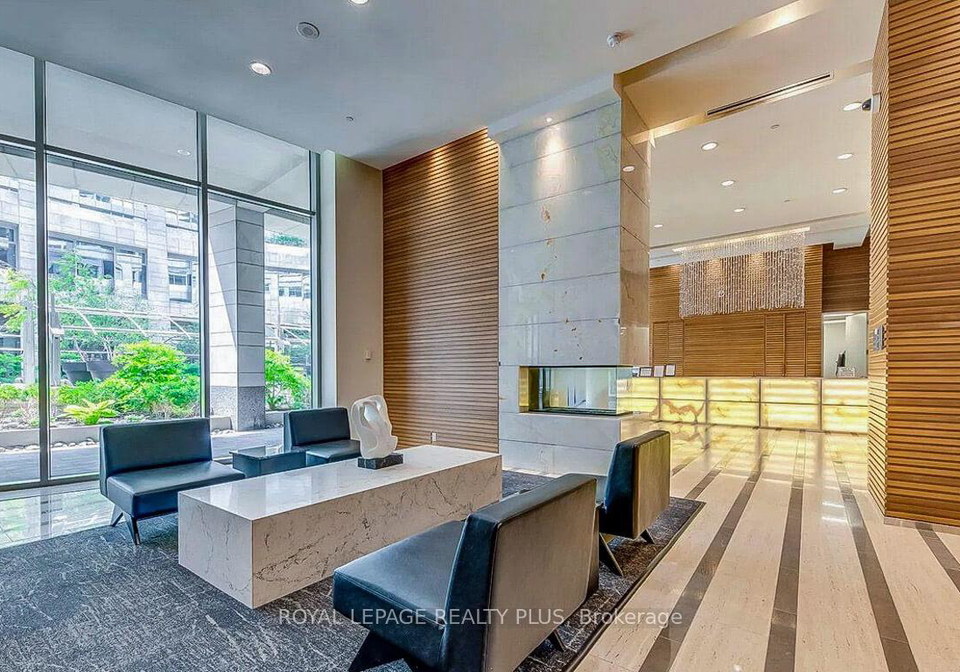 2191-yonge-street-toronto-ontario-c12637240