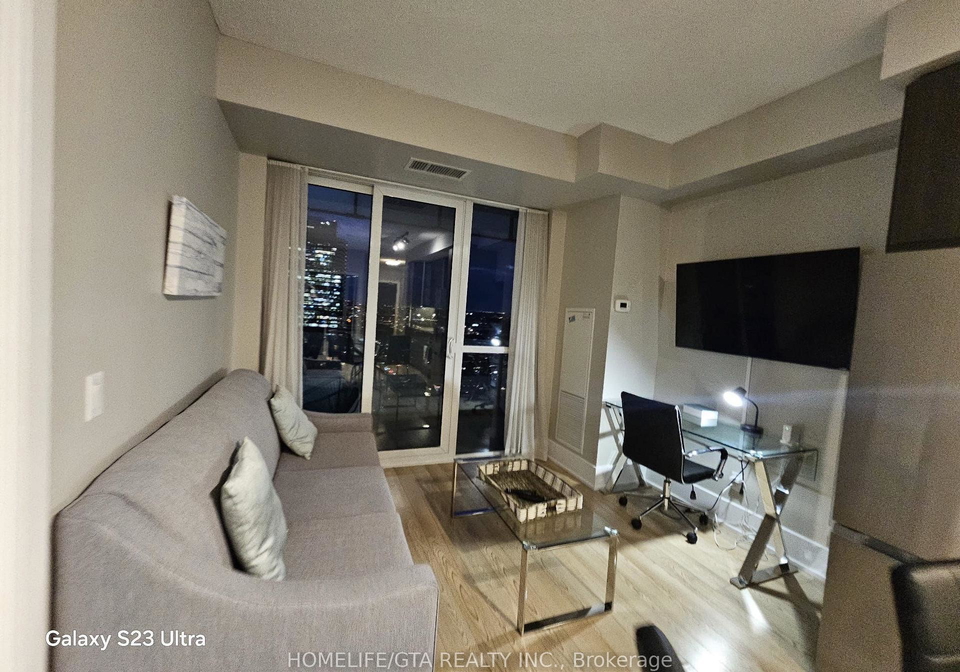 300-front-street-w-toronto-ontario-c12637532