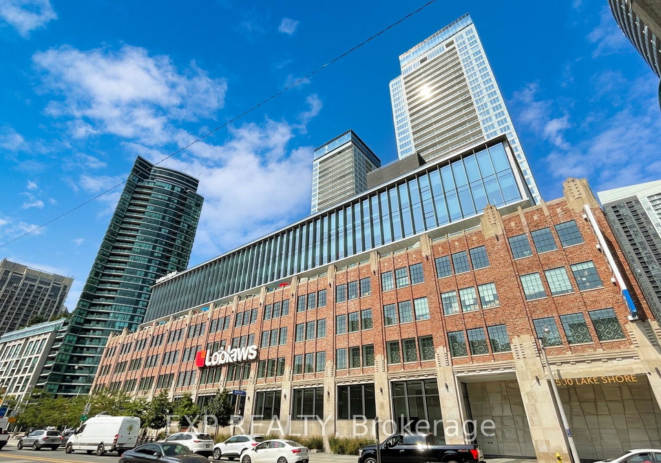 17-bathurst-street-toronto-ontario-c12637650