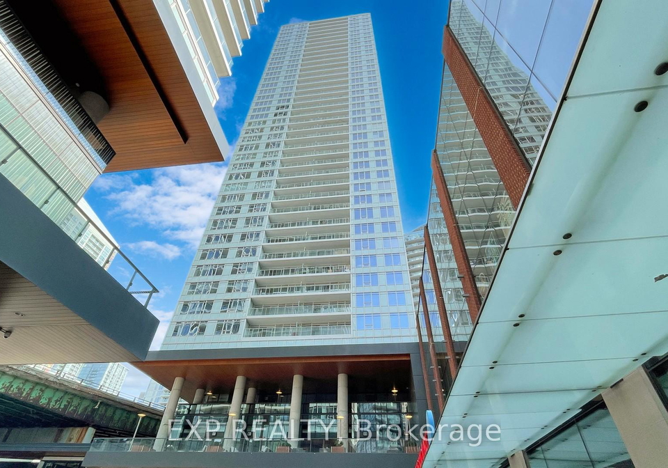 17-bathurst-street-toronto-ontario-c12637650