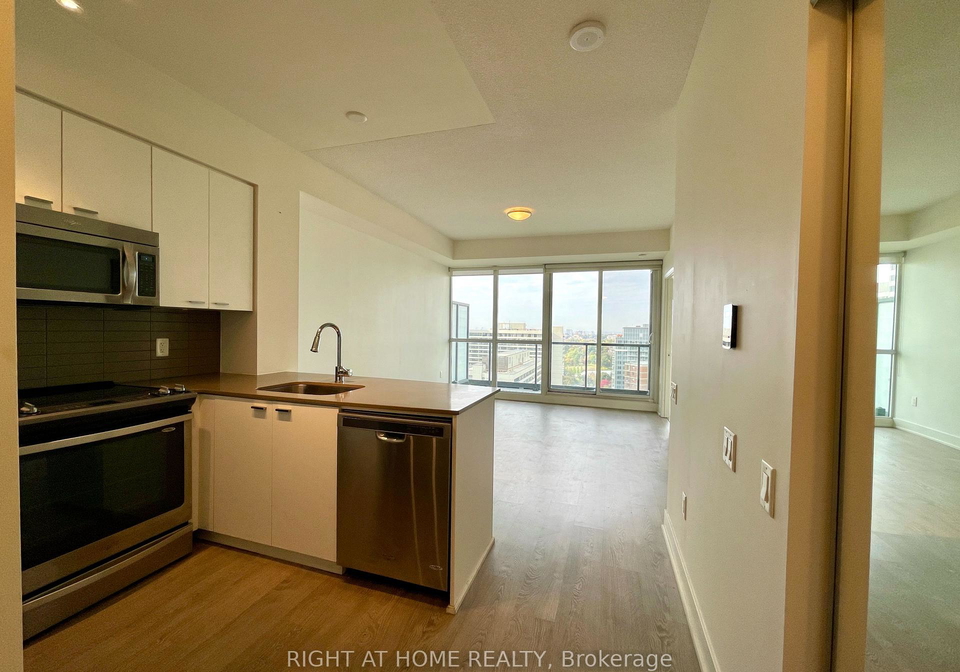 30-roehampton-avenue-toronto-ontario-c12637700