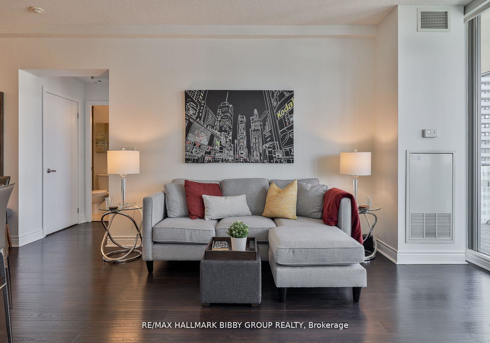 33-lombard-street-toronto-ontario-c12637730