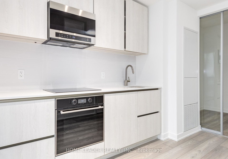 120-broadway-avenue-toronto-ontario-c12637812
