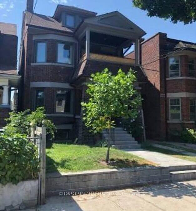 48clinton-street-toronto-ontario-c12637960