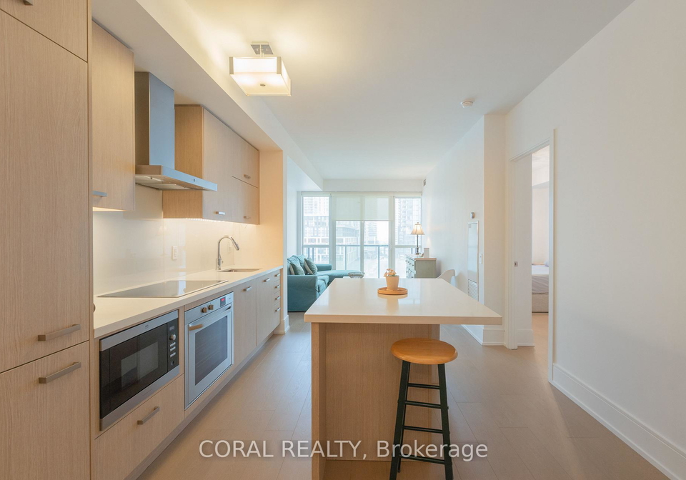 560-front-street-w-toronto-ontario-c12638072