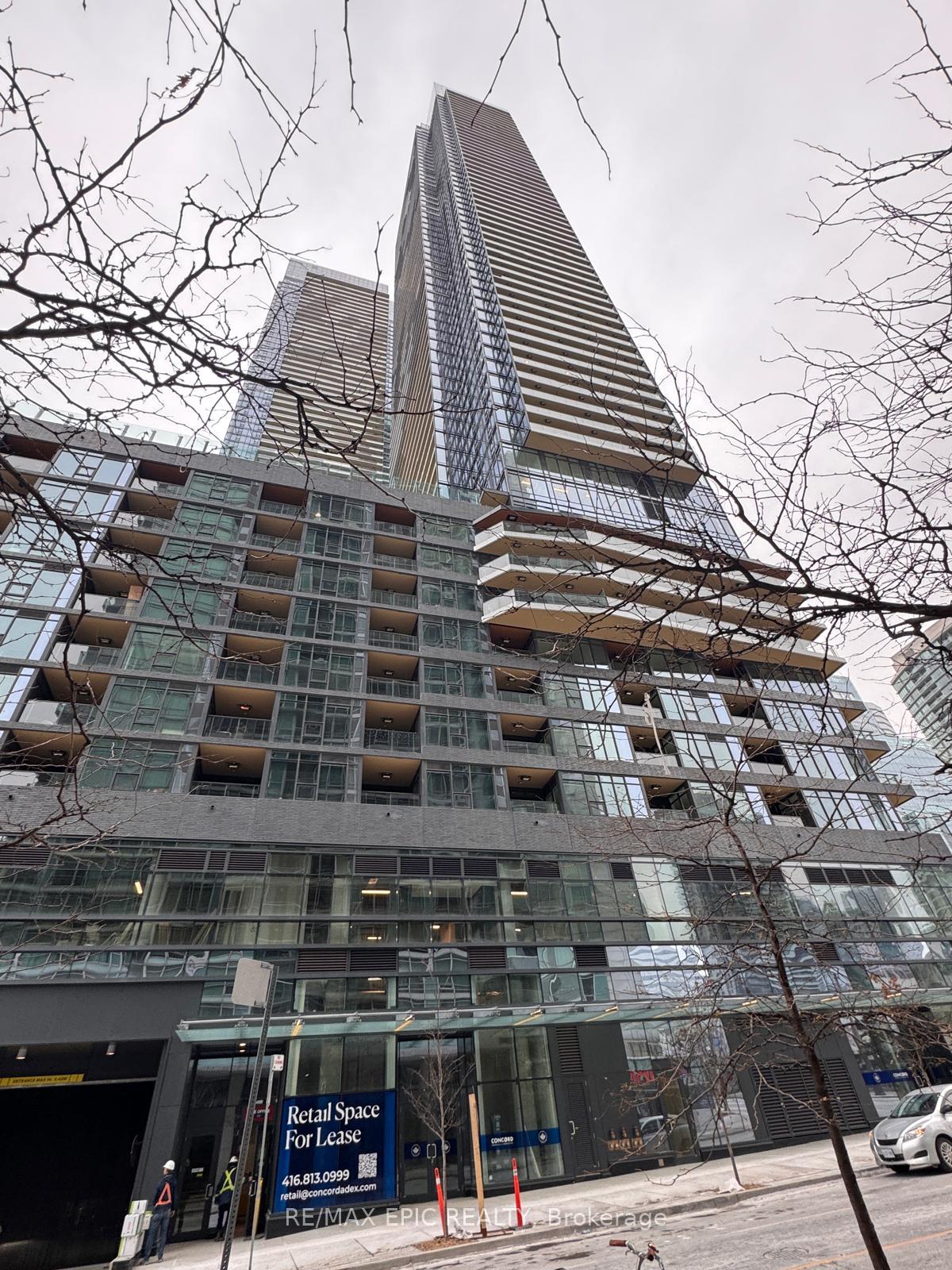 1-concord-cityplace-way-toronto-ontario-c12638088