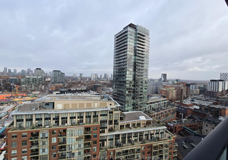 35-parliament-street-toronto-ontario-c12638140