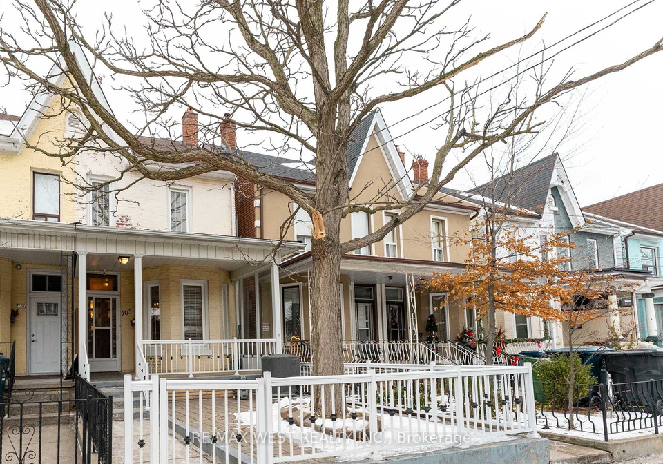 205-markham-street-toronto-ontario-c12638558