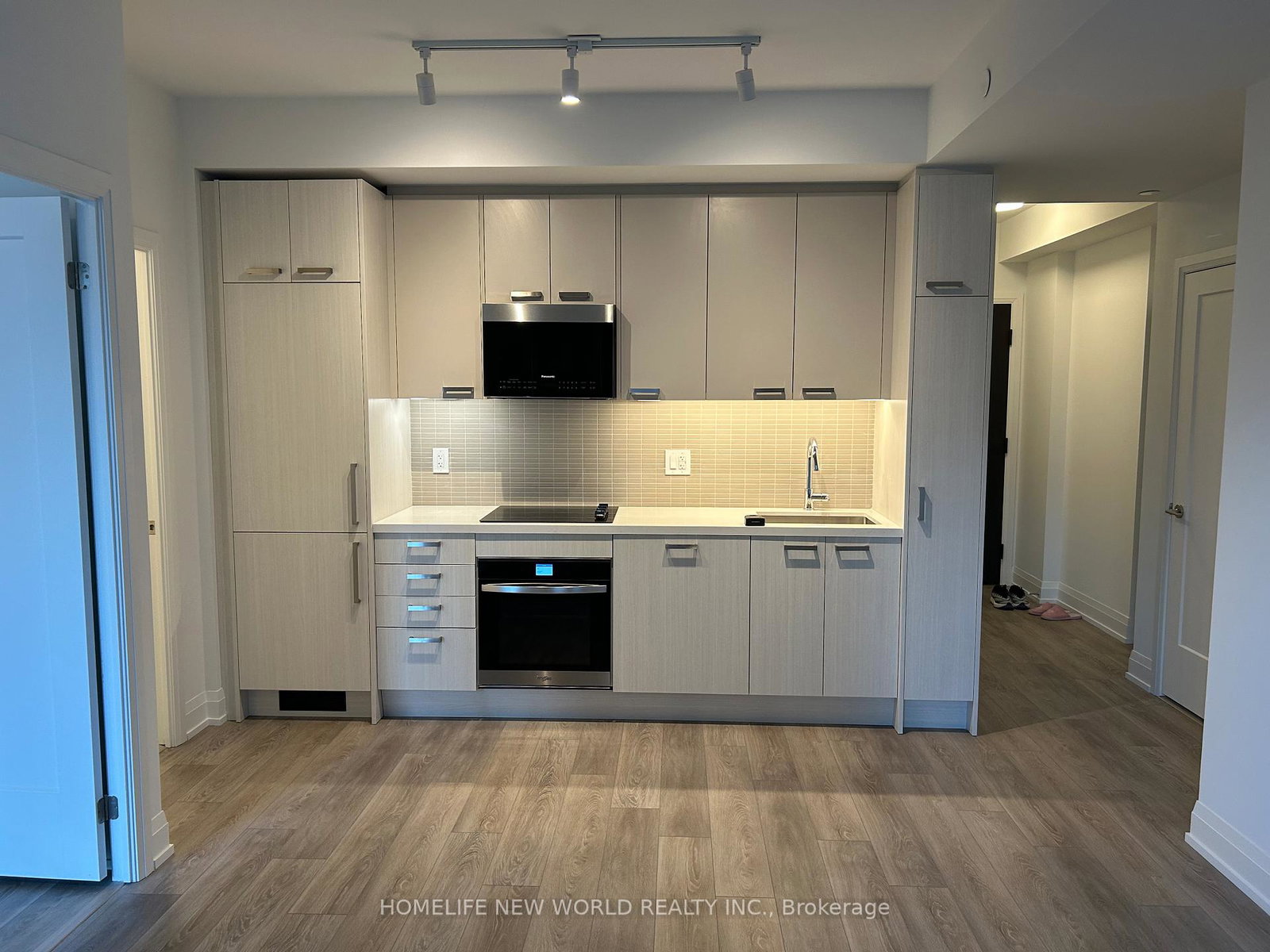 20-soudan-avenue-toronto-ontario-c12638612