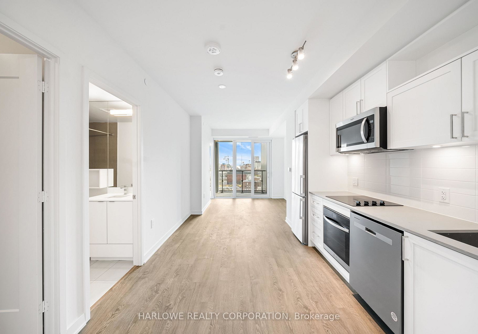 60-princess-street-toronto-ontario-c12638654