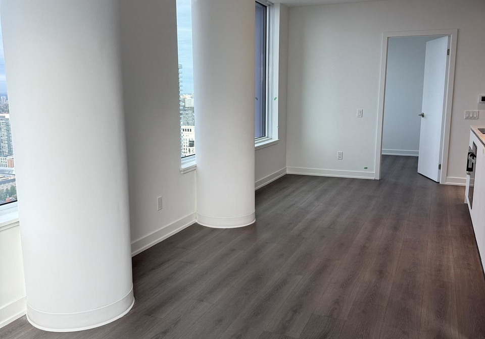 8-wellesley-street-w-toronto-ontario-c12639032