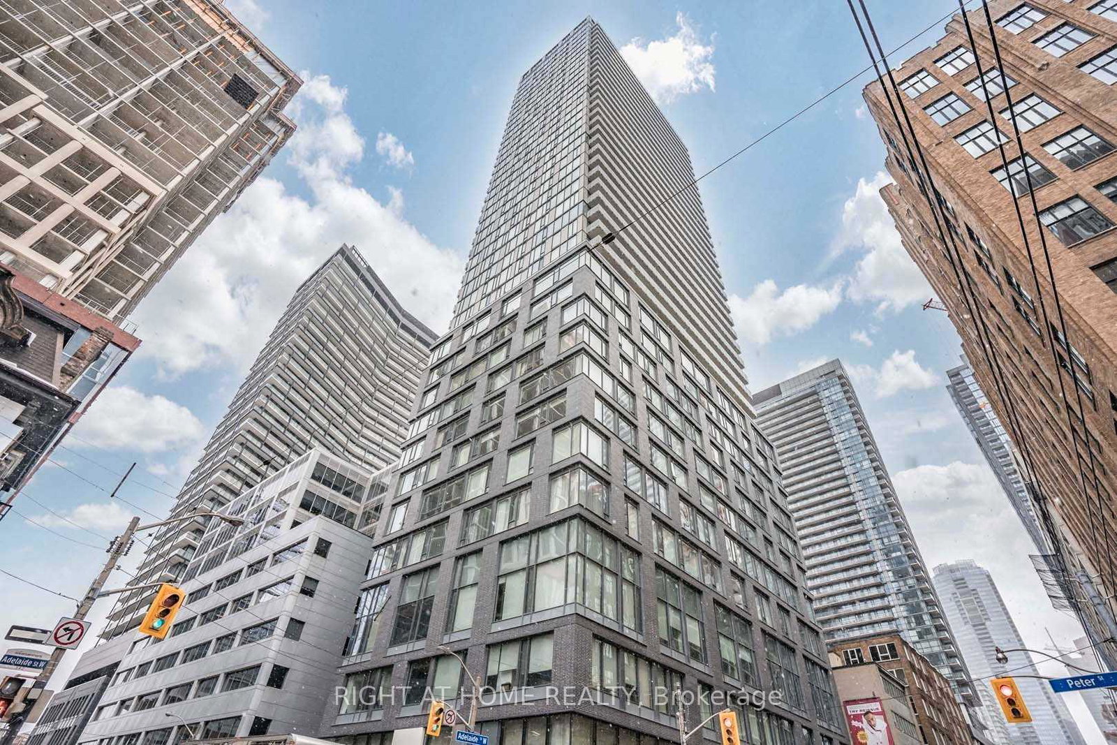 101-peter-street-toronto-ontario-c12639090