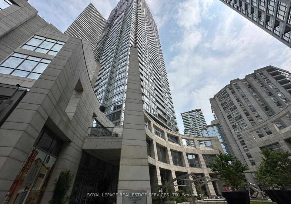 2191-yonge-street-toronto-ontario-c12639094