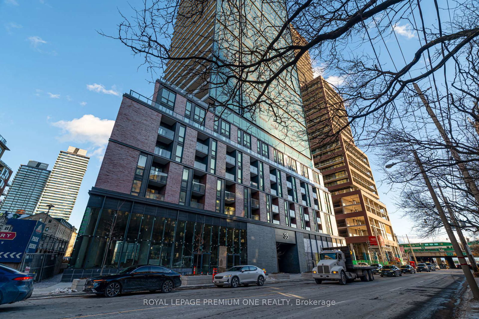 33-parliament-street-toronto-ontario-c12639328