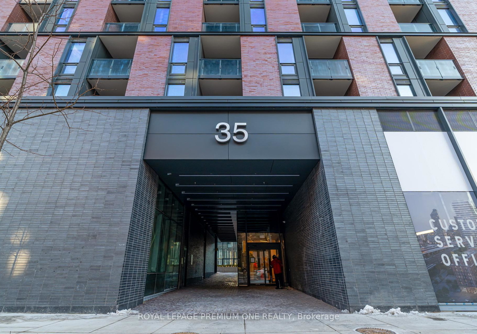 33-parliament-street-toronto-ontario-c12639328