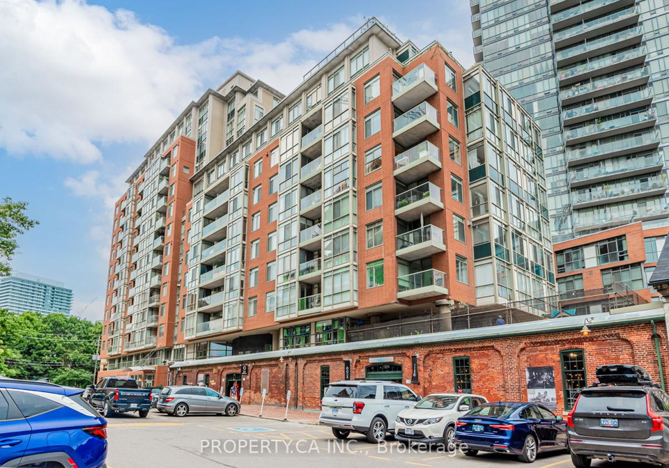 39-parliament-street-toronto-ontario-c12639400