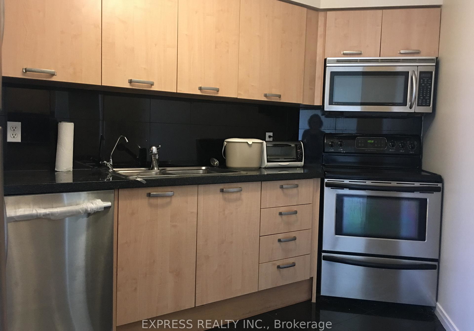 55-harrison-garden-boulevard-north-york-ontario-c12639414