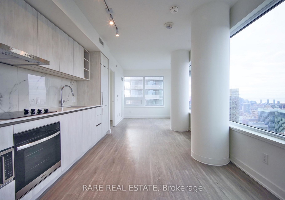 8-wellesley-street-w-toronto-ontario-c12639572