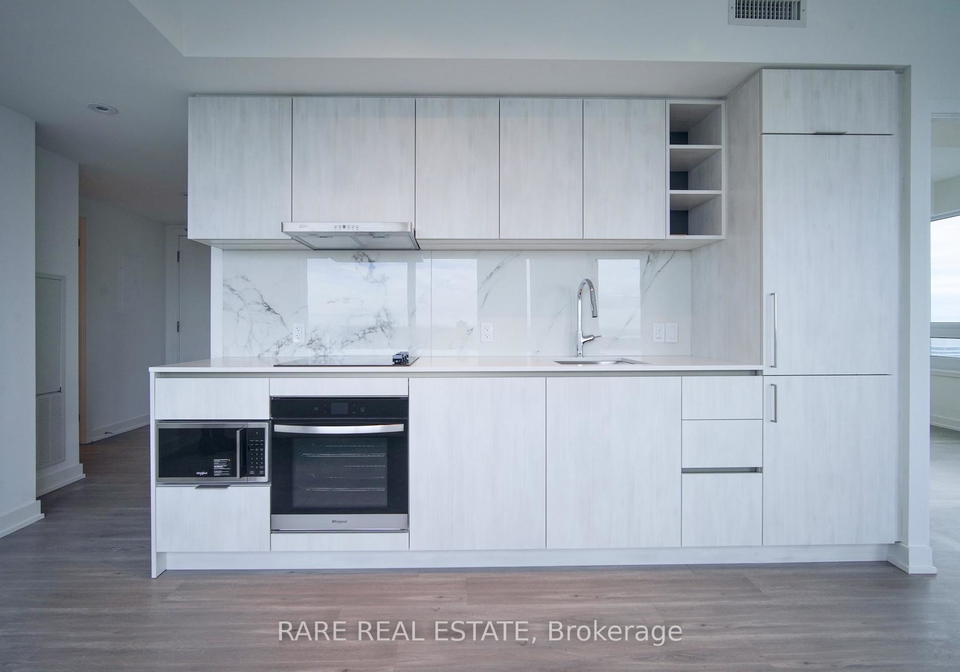 8-wellesley-street-w-toronto-ontario-c12639572