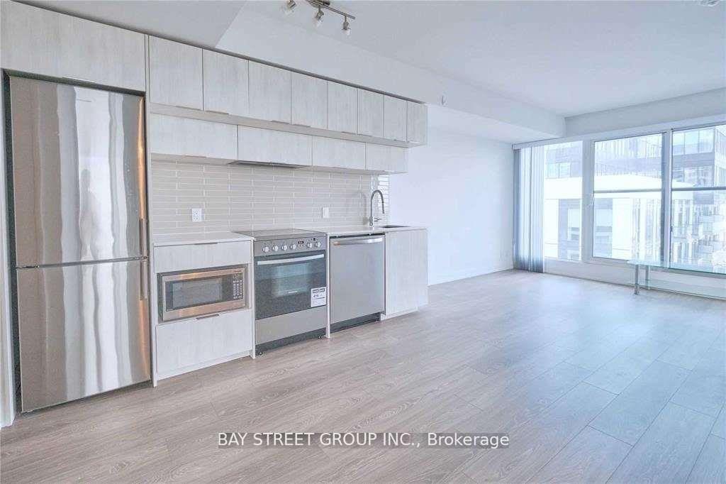 181-dundas-street-e-toronto-ontario-c12639684