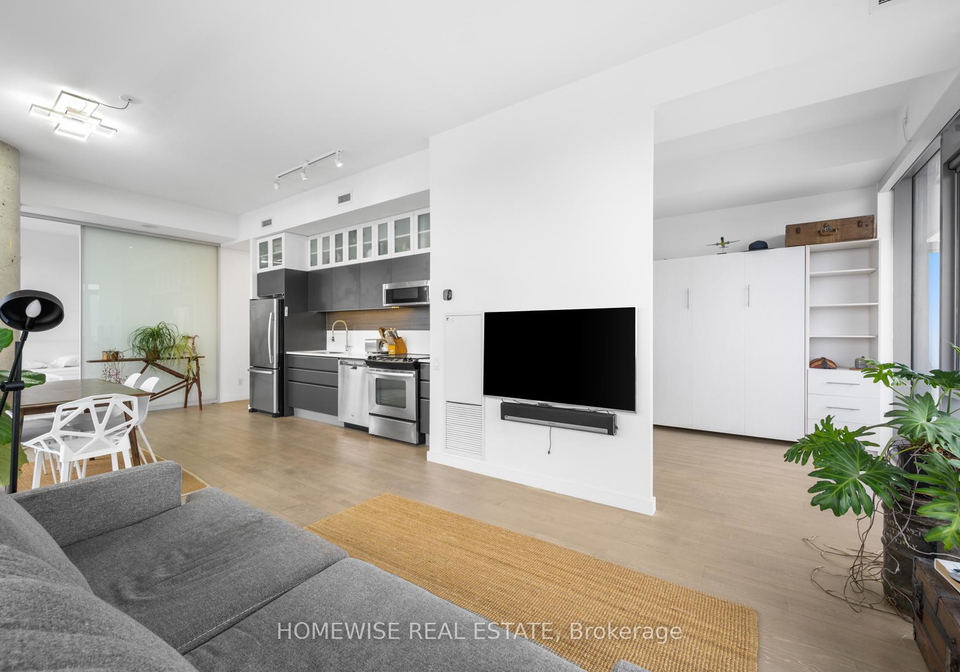 70-distillery-lane-toronto-ontario-c12639714