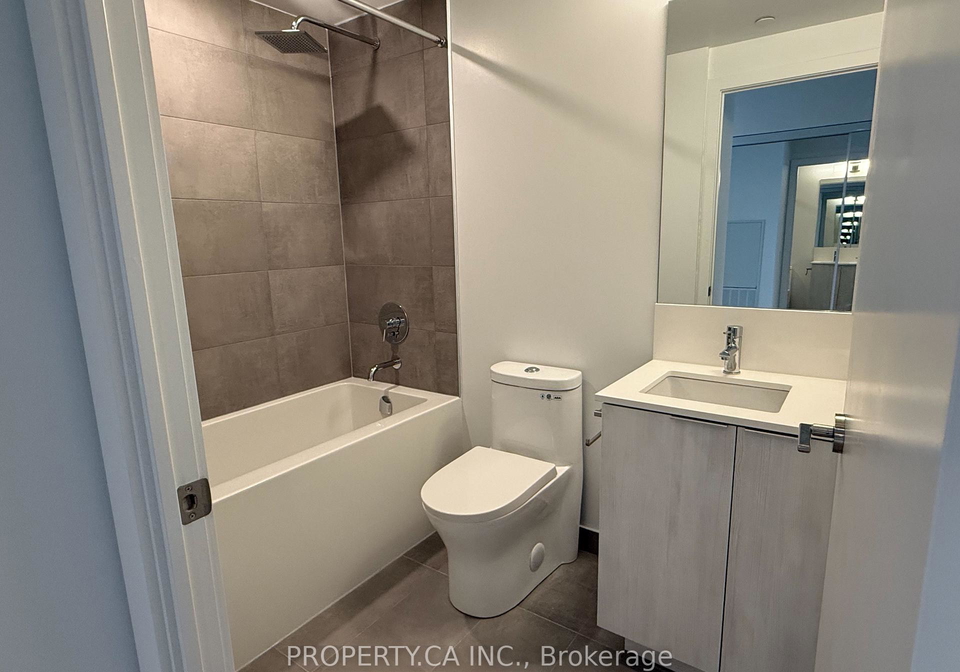 8-wellesley-street-w-toronto-ontario-c12639748