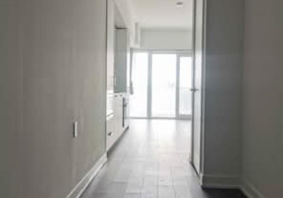 88-queen-street-e-toronto-ontario-c12639770