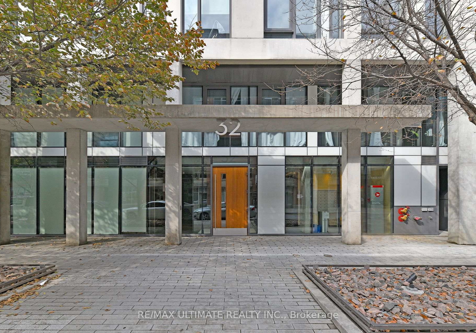 32-camden-street-toronto-ontario-c12639844