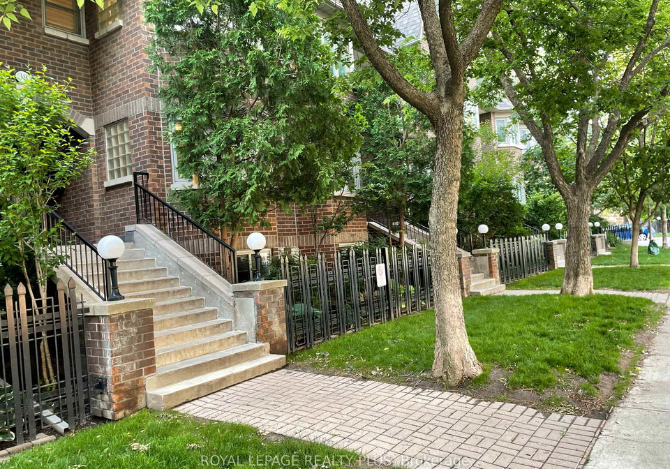 38c-shank-street-toronto-ontario-c12639880
