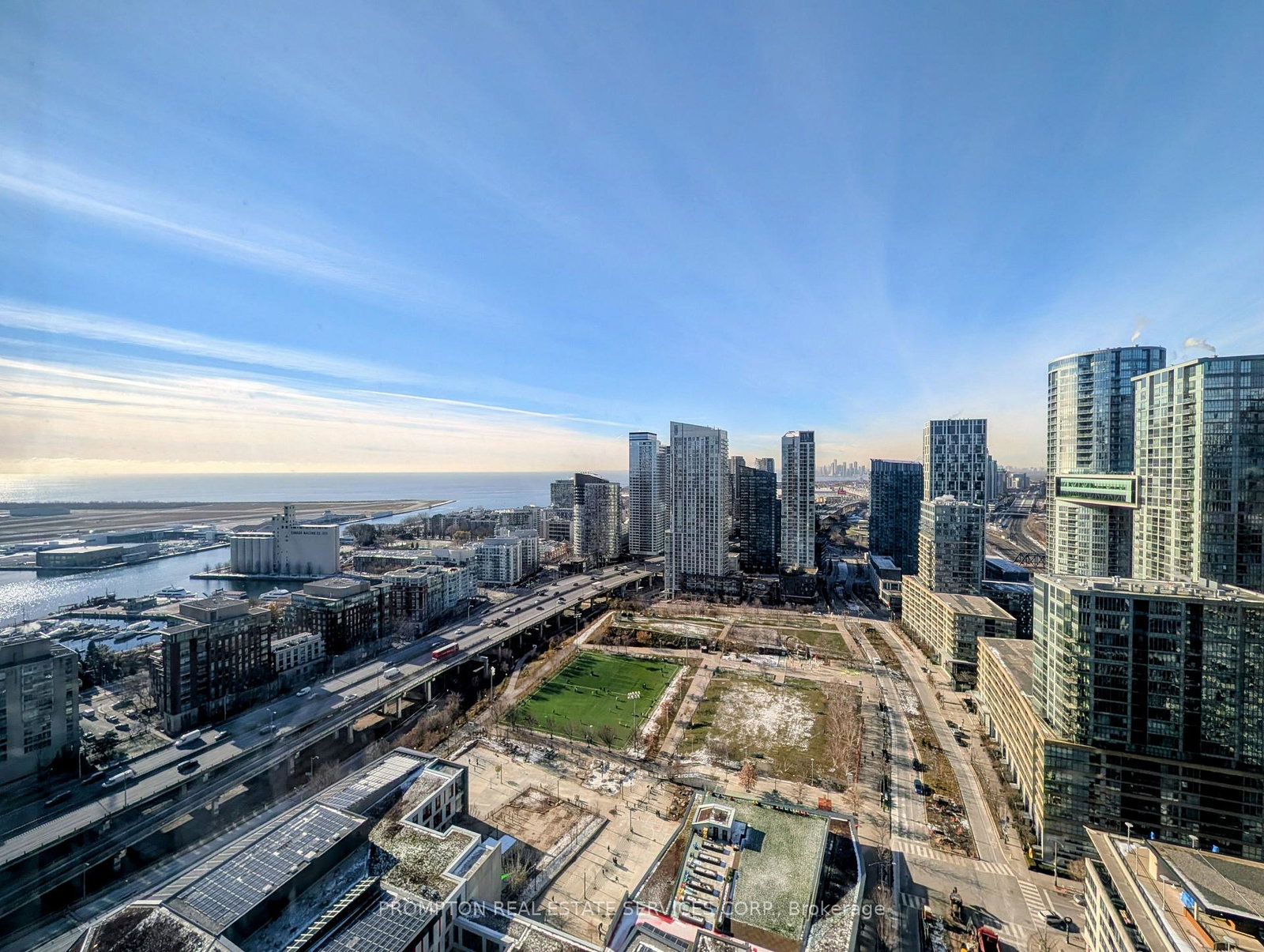 15-fort-york-boulevard-toronto-ontario-c12640036