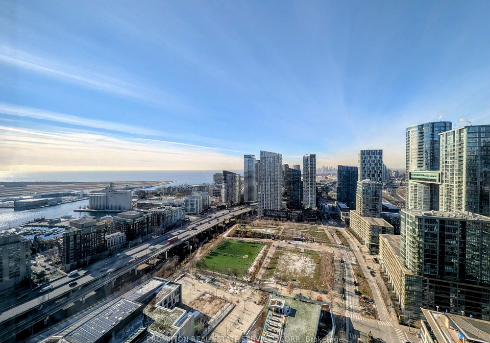15-fort-york-boulevard-toronto-ontario-c12640036