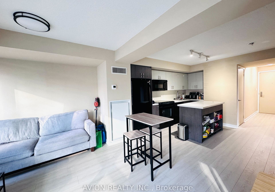 126-simcoe-street-toronto-ontario-c12640062