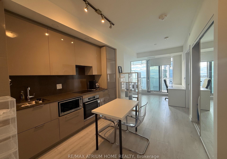 28-freeland-street-toronto-ontario-c12640068