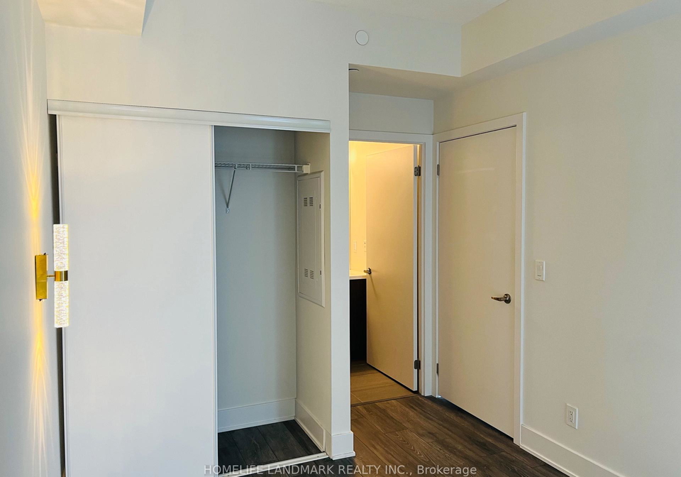 188-fairview-mall-drive-north-york-ontario-c12640236