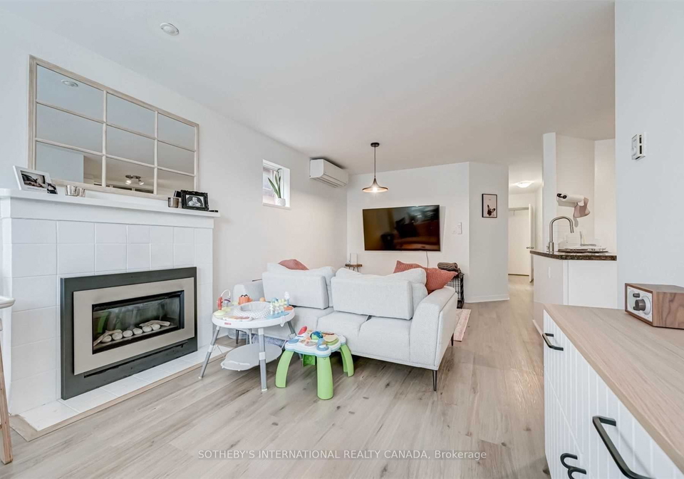 1458-bayview-avenue-toronto-ontario-c12640304