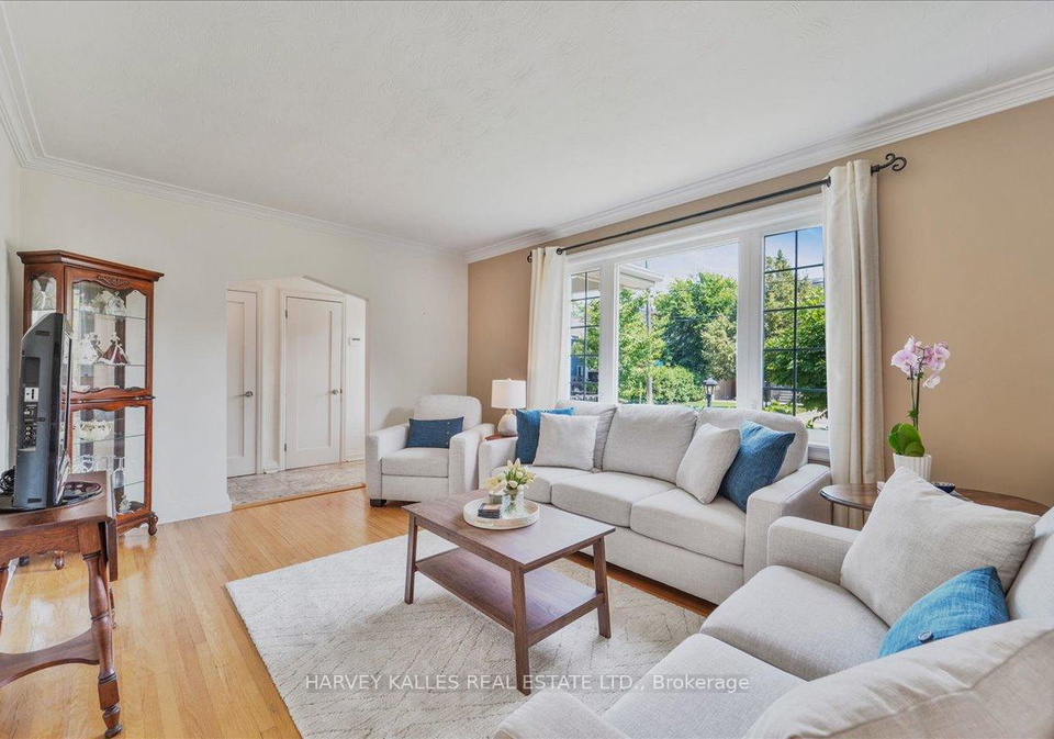 274-poyntz-avenue-toronto-ontario-c12640306
