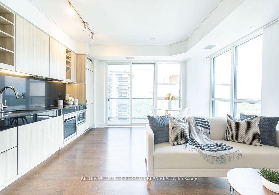 101-erskine-avenue-toronto-ontario-c12640342