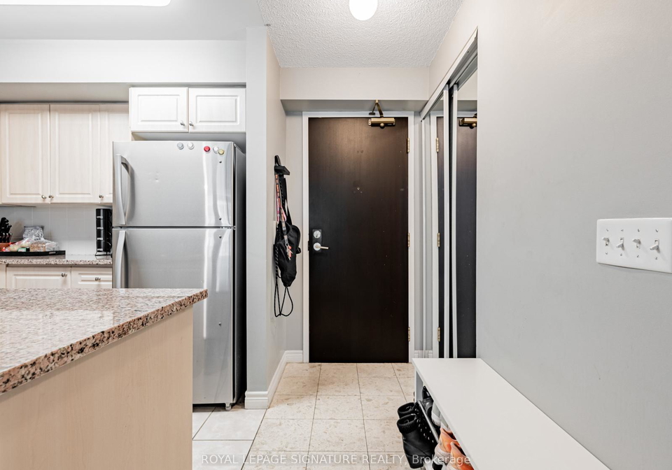51-lower-simcoe-street-toronto-ontario-c12640398