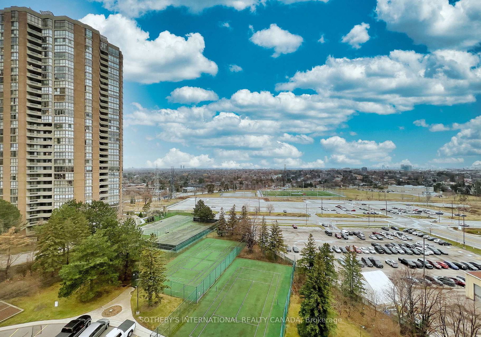 65-skymark-drive-north-york-ontario-c12640430