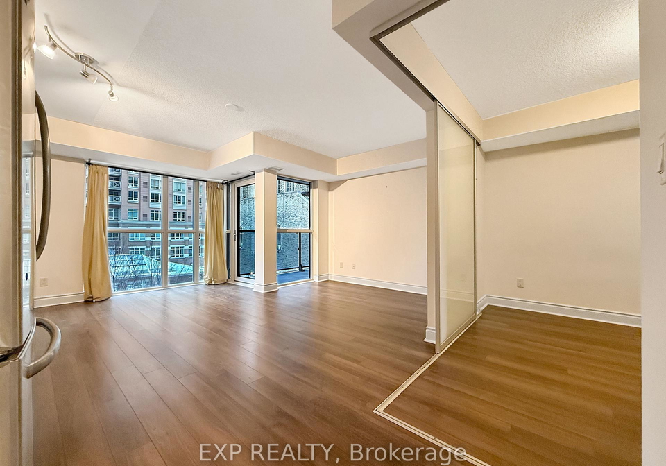28-ted-rogers-way-toronto-ontario-c12641002
